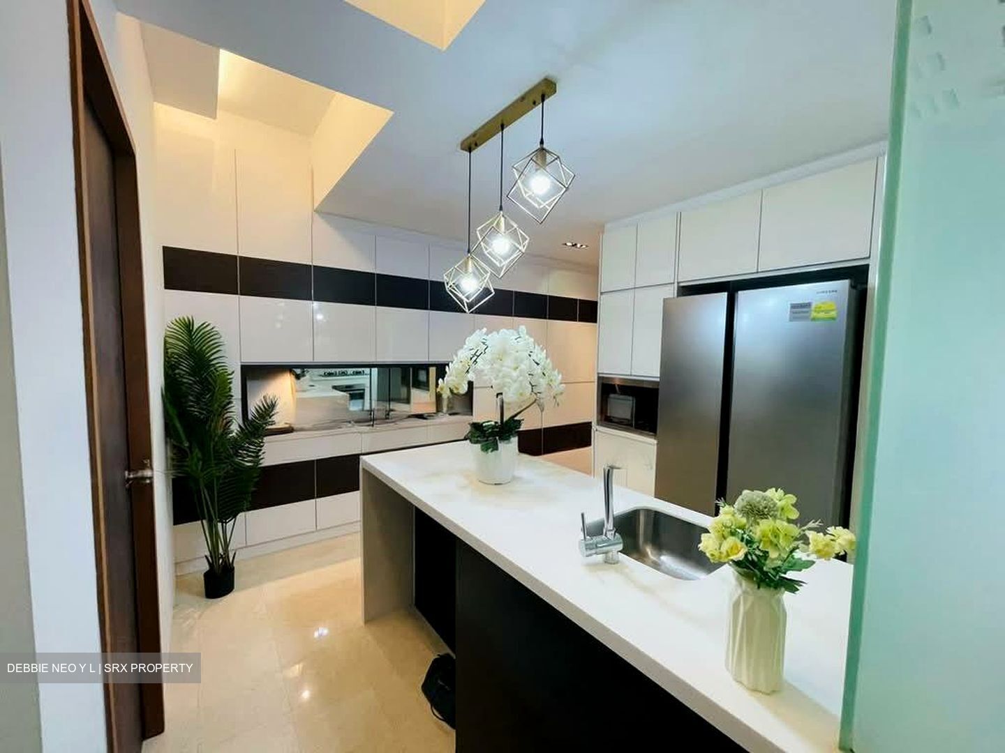 Vista Residences (D12), Condominium #560429701